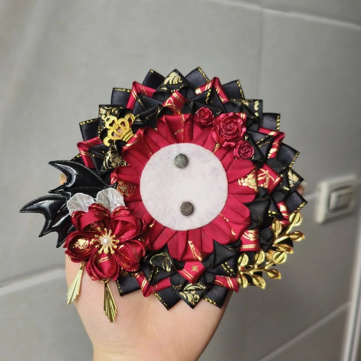 Hand Made Luxury Badge Holder  - Luxury Bags Made In China review and price